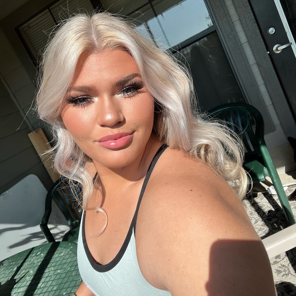 Meet your Posher, Abby